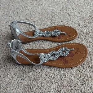 Arizona Jean Silver Beaded Girls Sandals size 2 little girls